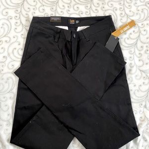 Lee’s uniform pants